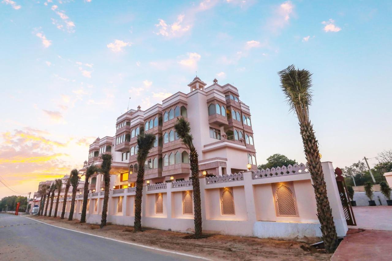 Hotel Golden Heritance Puskár Kültér fotó