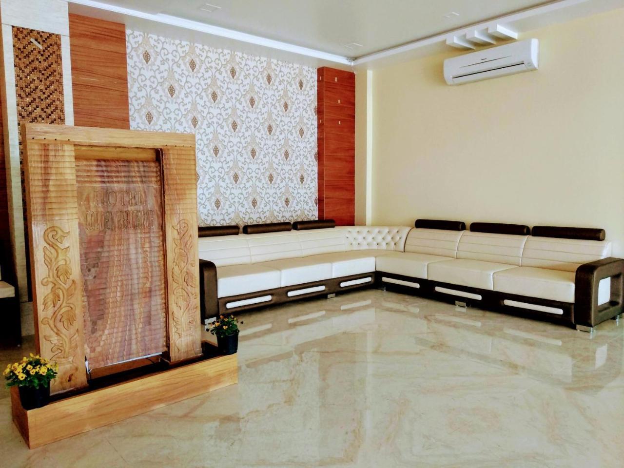Hotel Golden Heritance Puskár Kültér fotó