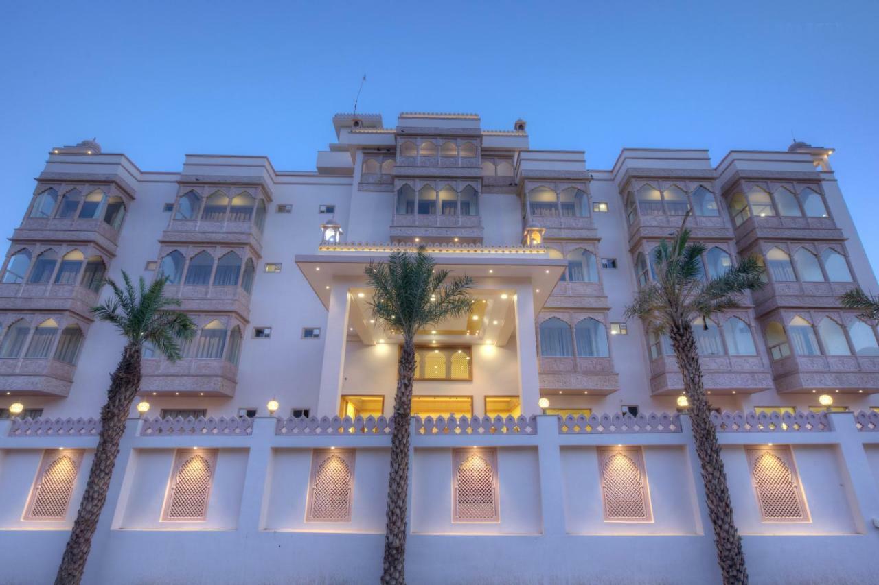 Hotel Golden Heritance Puskár Kültér fotó